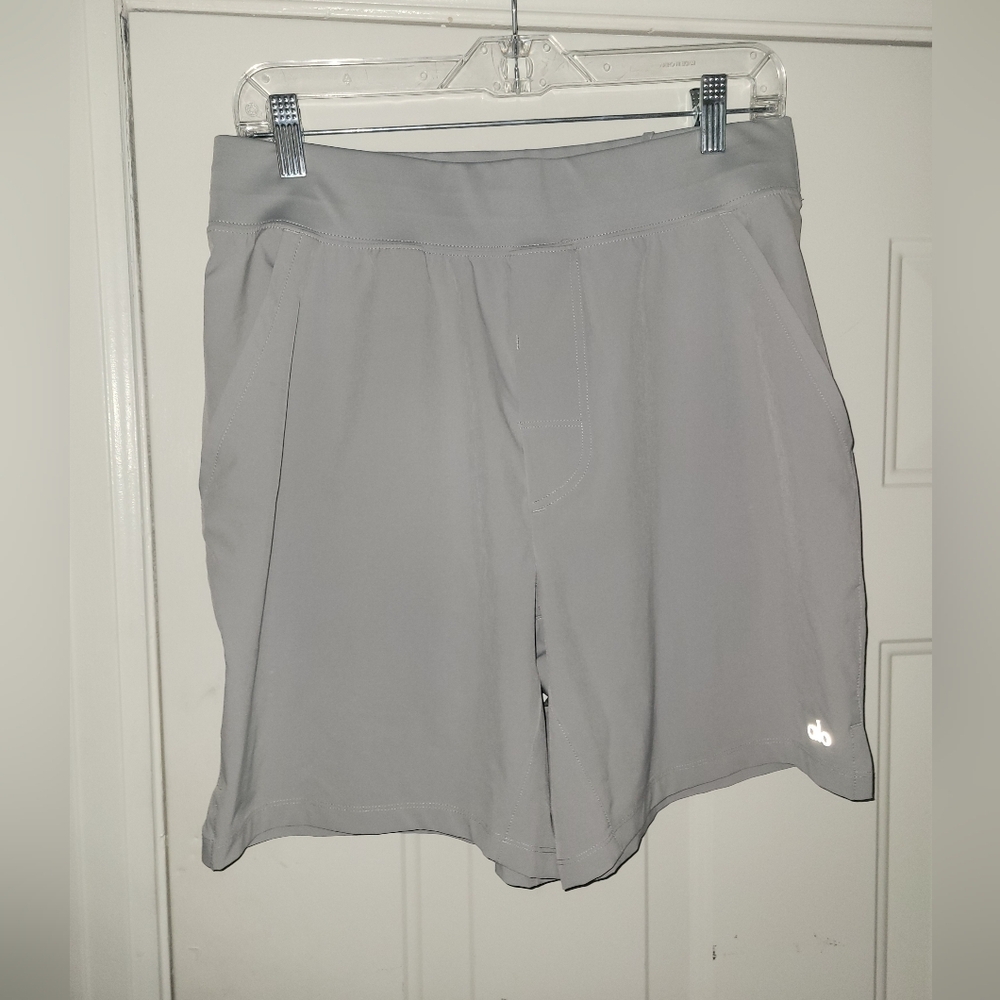 Alo Mens Drawstring Waist Mid Rise Shorts Gray Size Med
